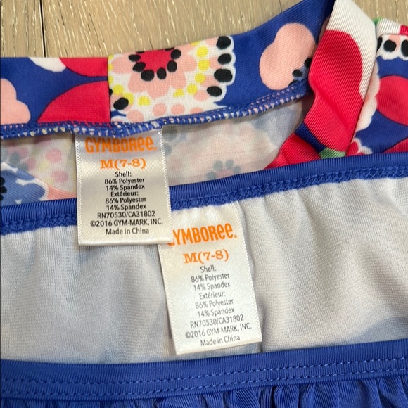 Gymboree Floral Rash Guard & Ruffle Bottom - Picture 2 of 12